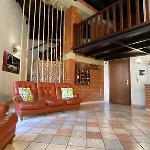  Apartment Casa Zagato Le Fuoriserie Italien