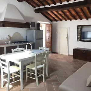  Apartment Le Dame Del Borgo Italien