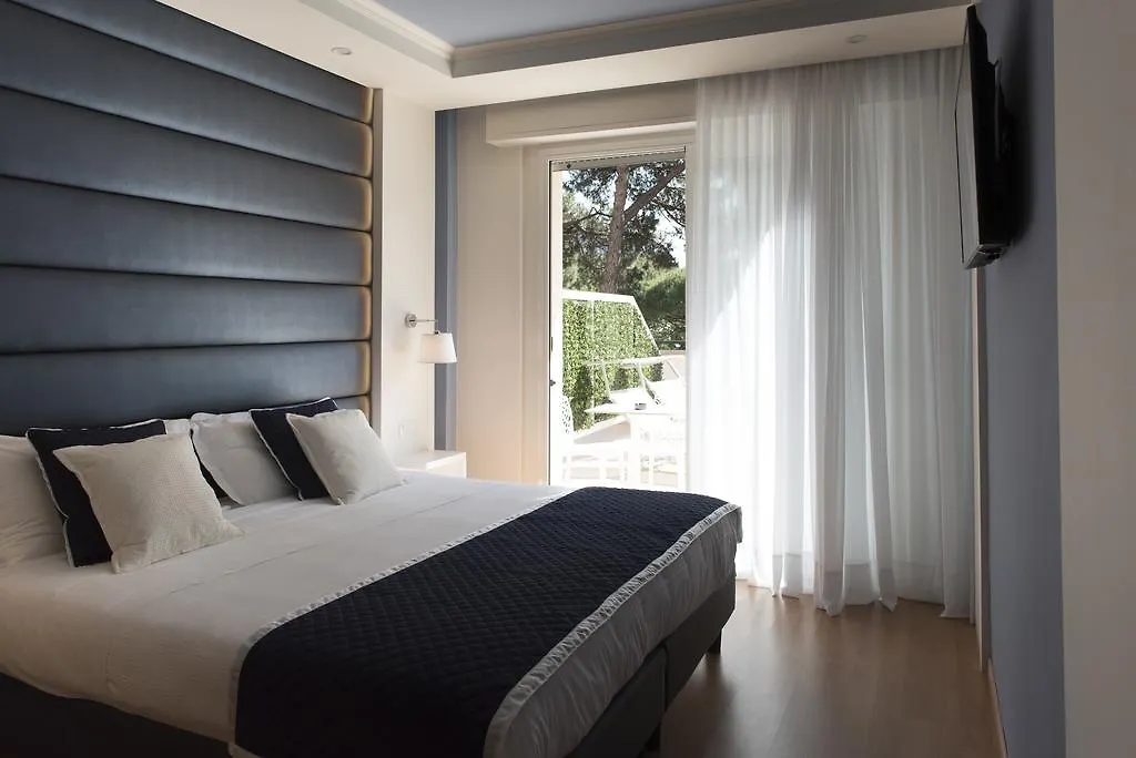Hotel Concord Riccione 4*,